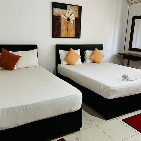 Sobaya Residence Ambalantota Buitenkant foto