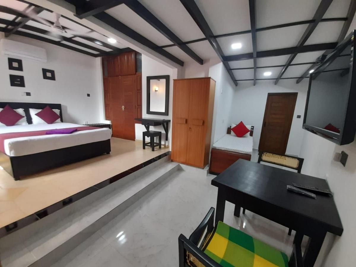 Sobaya Residence Ambalantota Buitenkant foto