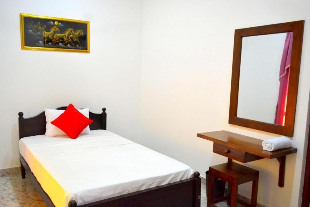 Sobaya Residence Ambalantota Buitenkant foto